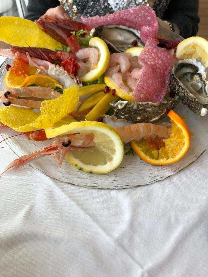 마리나디지오이사이오니카 La Mansarda 아파트 외부 사진